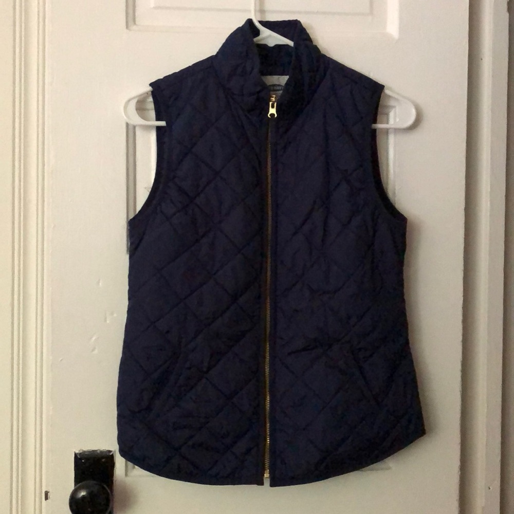 Old Navy puffer vest XS